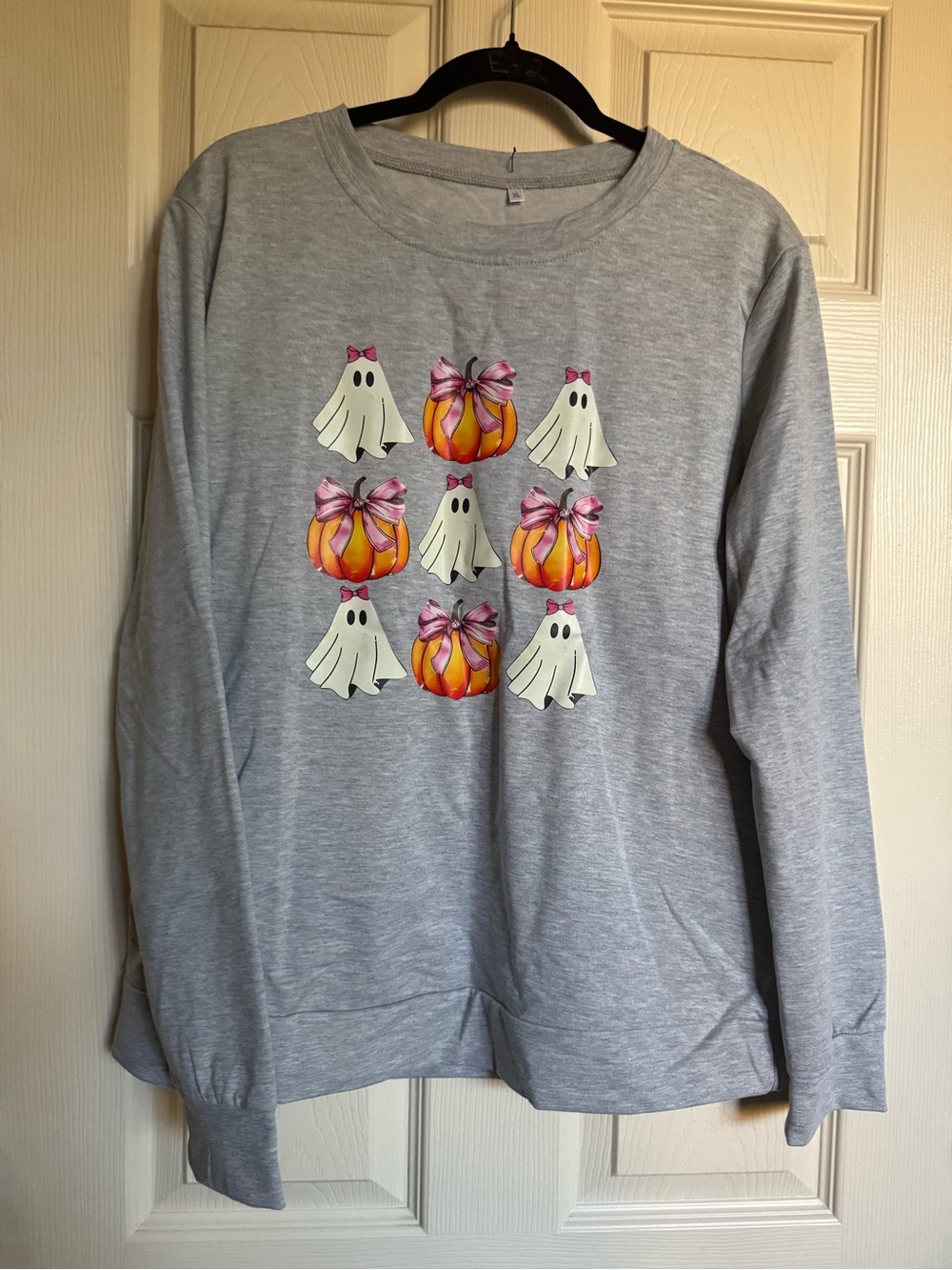 NWT Gray Halloween Ghost & Pumpkin Pullover Sweatshirt with Pink Bows